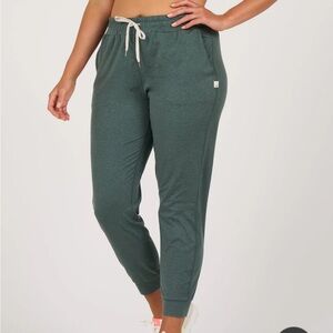 Vuori joggers